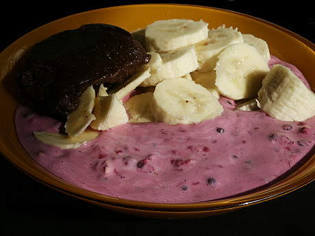 Müsli mit Brombeeren u. Banane